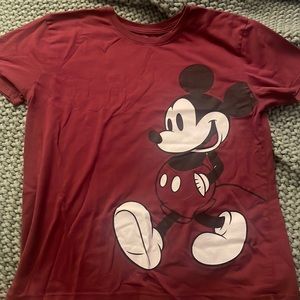 Maroon Disney Mickey Mouse t-shirt